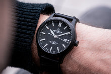 Load image into Gallery viewer, DIY WATCH CLUB - Swiss movement watchmaking kit - sw200 - all black pilot watch