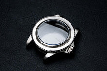 Load image into Gallery viewer, NEW ARRIVAL - 40mm DWC Vintage Diver Case - Stainless Steel - Sapphire crystal