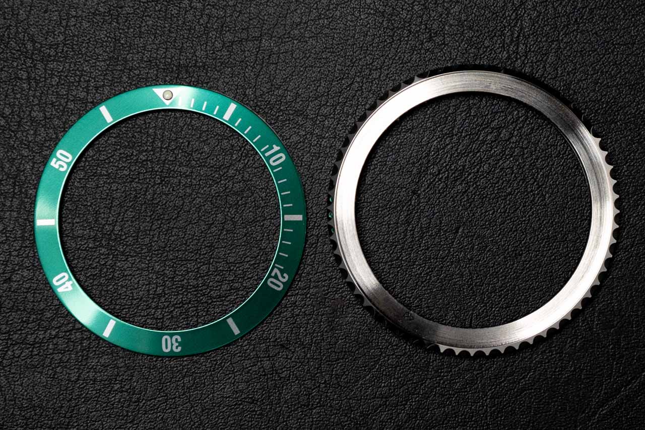 40mm green diver bezel bundle - 37.6mm Green DWC Aluminum Diver Bezel Insert and 40mm classic bezel