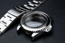Load image into Gallery viewer, 40mm DWC Diver Silver Case &amp; Stainless Stain Bracelet 