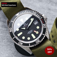 Load image into Gallery viewer, 42mm Black Type A bezel dive watch kit  | D05 Maxi Superlume Dial with C3 lume