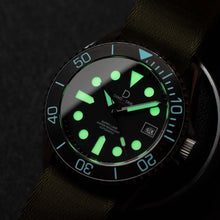 Load image into Gallery viewer, 42mm Black Type B bezel dive watch kit  | D05 Maxi Superlume Dial with C3 lume - lume shot 